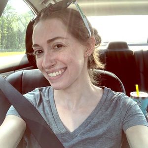 Meet your Posher, Nicole